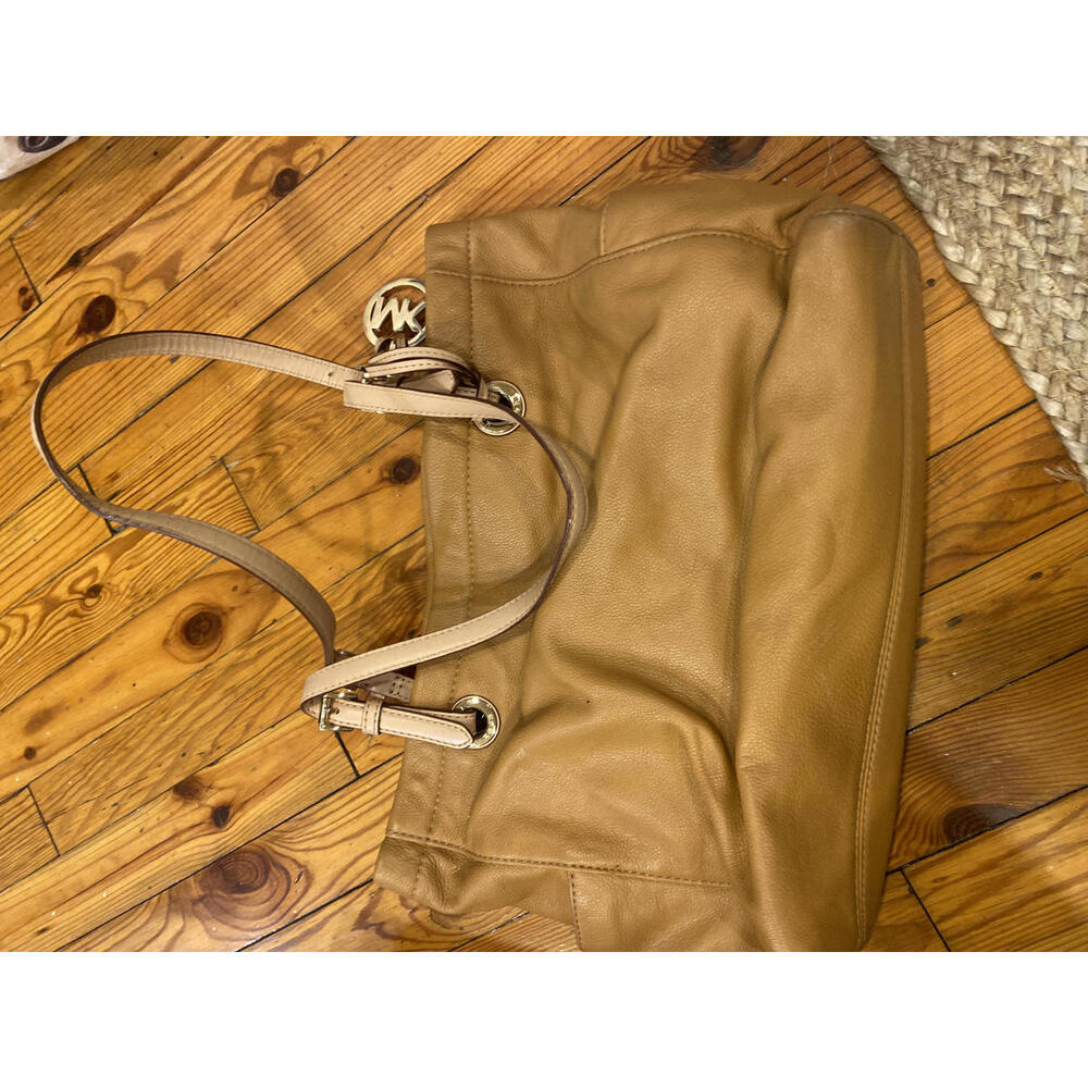 Michael Kors Large Bedford Pebbled Leather Tote Bag - Mustard - Gold Hardware - Picture 8 of 8